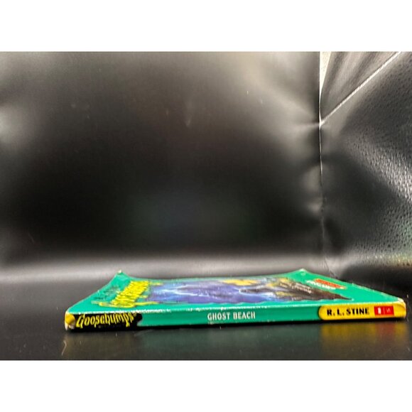 R.L. Stine Goosebumps Ghost Beach Paperback Book Unnumbered Vintage READ - Picture 5 of 13